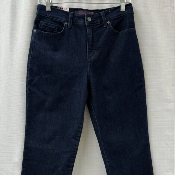 NWT- Gloria Vanderbilt Tapered Leg High Rise 8S x 29 - Picture 1 of 5